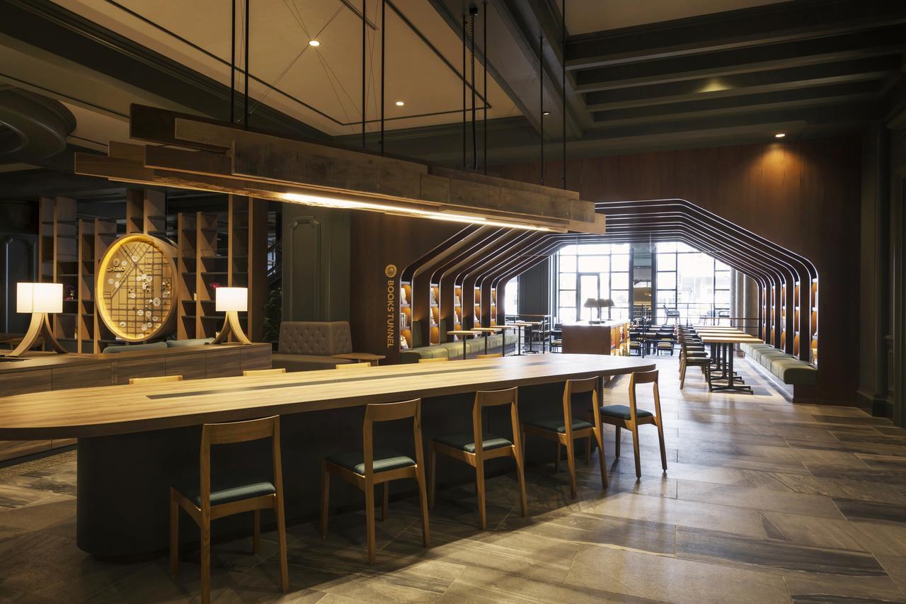 Omo7 Asahikawa By Hoshino Resorts المظهر الخارجي الصورة The interior of the library